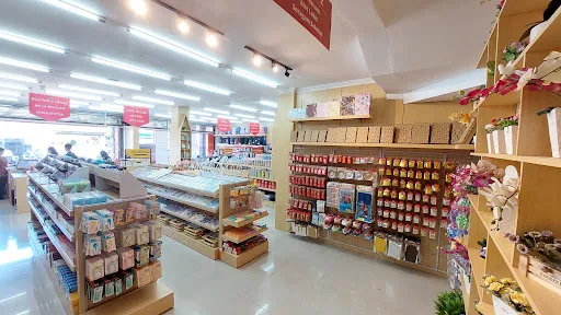Pradnya Mart Singaraja 3