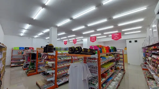 Pradnya Mart Singaraja 4