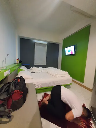 Singaraja Hotel 4