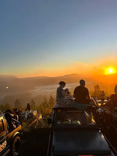 Reiga Sari Travel Lovina 2