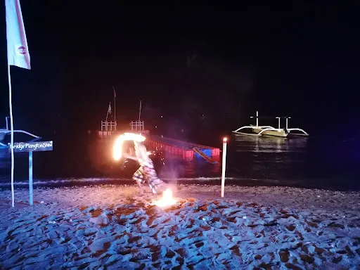 FunkyPlace Beach Bar & Grill 4