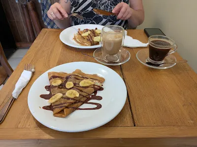 Ayu Crepes 1