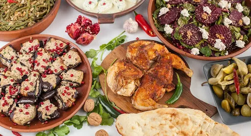 TÜRK restaurant & bar. 2