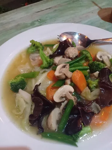 VEGI HOUSE ,Vegan culinary and healthy food 2