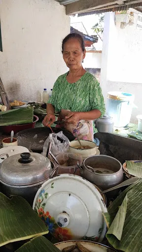 Rujak mbok luh tengking 1