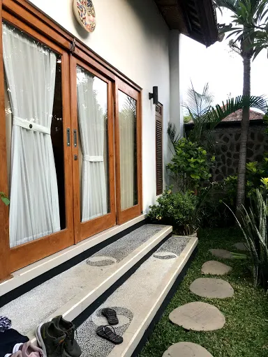 Yin Yang Villa Lovina 4
