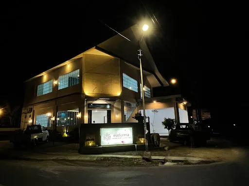 Euderma Clinic Singaraja 2