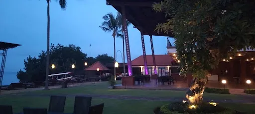 Dungki Seafood Singaraja 3