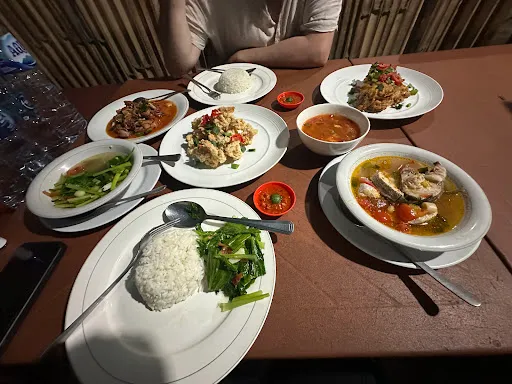 Depot Masari Seafood Warung 2