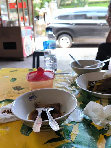 Mie Ayam & Bakso Solo Mas Hanung ll 1