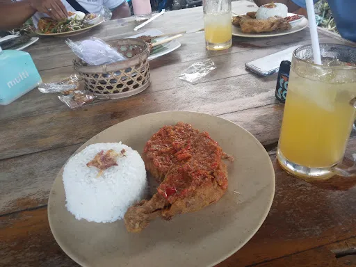Warung Sukun Spesial Ikan Bakar 4