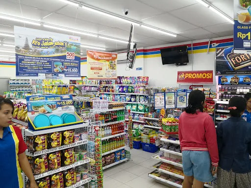 Indomaret Les 1