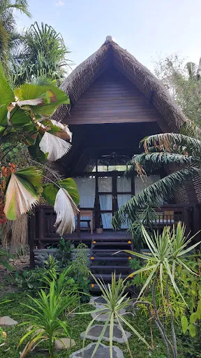 Cili Emas Oceanside Resort Bali 4