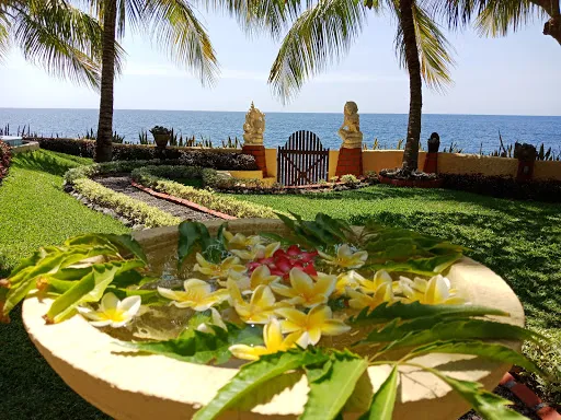 Teluk Indah Beach & Pool Villa 3