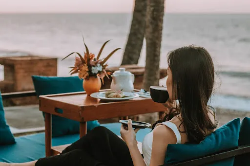 Kayu Kayu Beach Front Restaurant 2