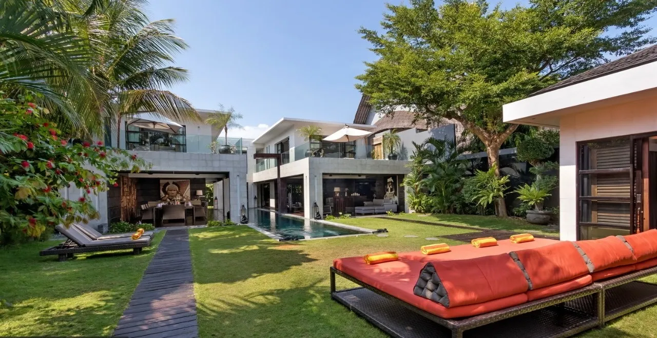 Tugu Pahlawan Desa Catur 3