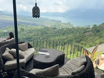 AKASA Specialty Coffee 3