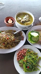 Floating Restaurant Kedisan 1