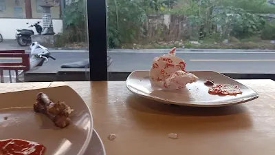 JAYA FRIED CHICKEN 3