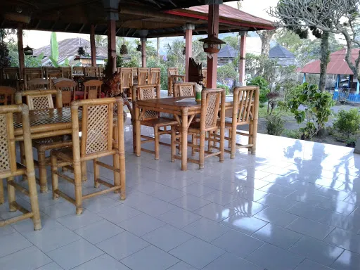 Rumah Makan Arlinas 2