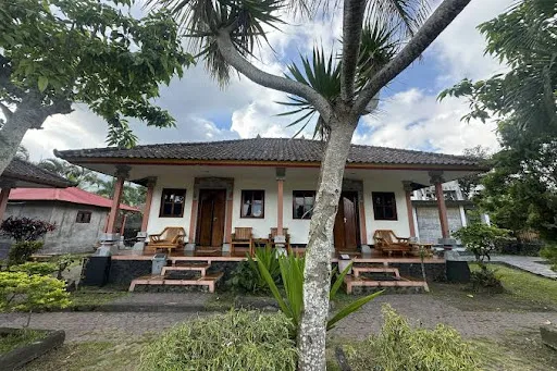 ARLINA'S GUEST HOUSE & RESTAURANT WITH NATURAL HOT SPRING AND POOL 1