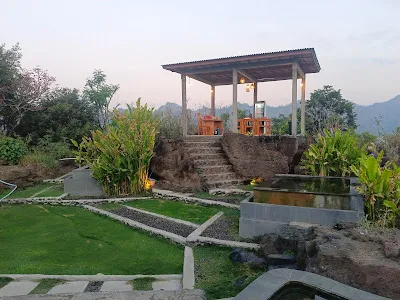 Lake Square bali 1