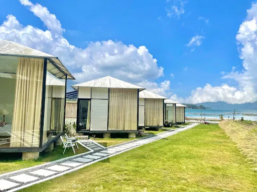 Double U Camp and Villa 4