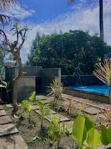 Volcano Sari Hot Springs 1