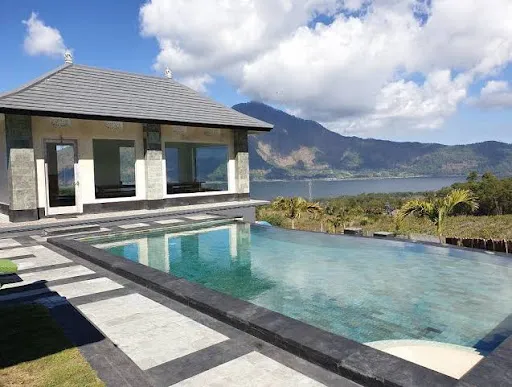 Batur Green Hill 2