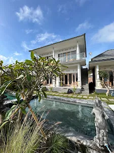 Batur Pyramid Guesthouse 3