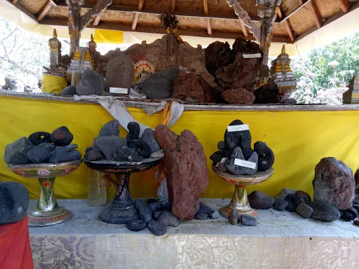 Pura Agung Tri Bhuana 1