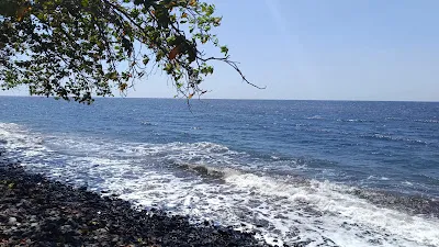 Pantai Tianyar 4