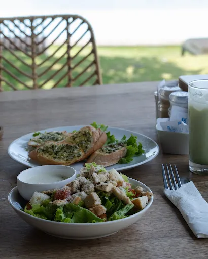 The Palm Restaurant & Rooftop 2