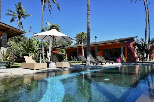 Pebble & Fins (Bali Kubu) 2