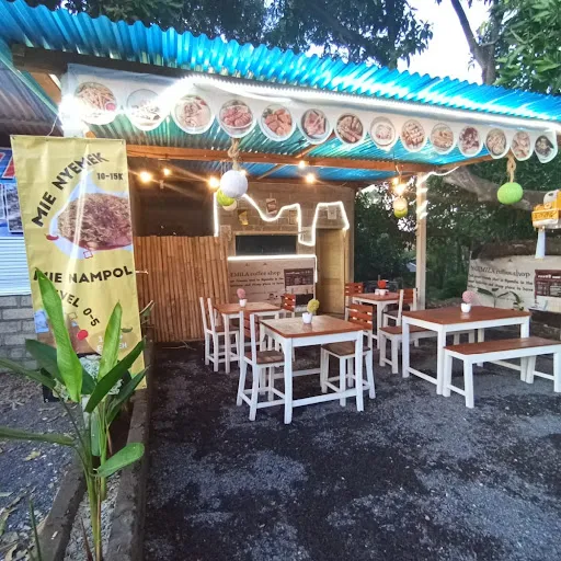 Ngemila coffee shop 1