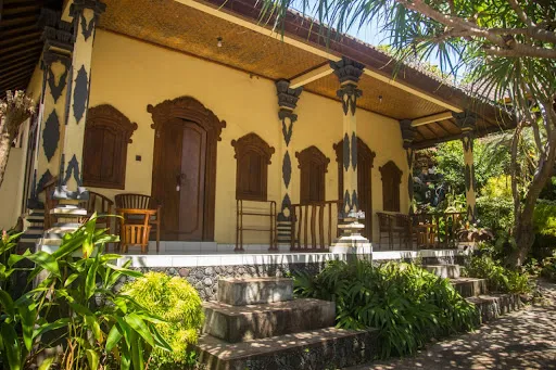 Puri Kembar Dive Resort 1