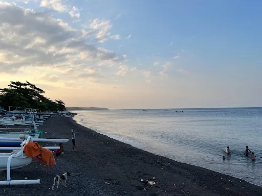 Pantai Melasti Amed 1