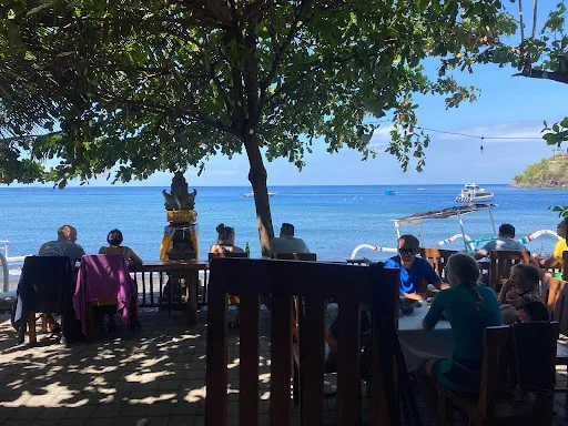 Warung Amed Sea View 2