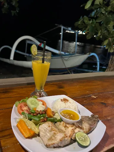 Warung Amed Sea View 4