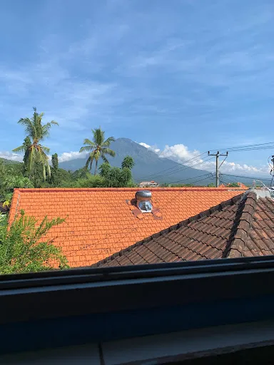 Karma Amed Guesthouse