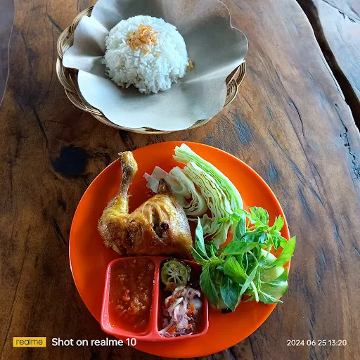 Warung Sari Asih Tuna Satay 1