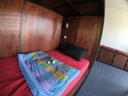 Local Hostel Amed 1