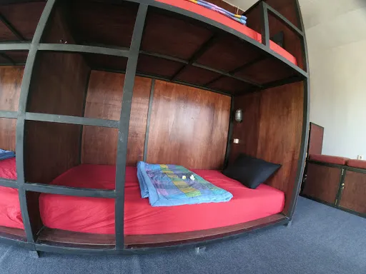 Local Hostel Amed 3