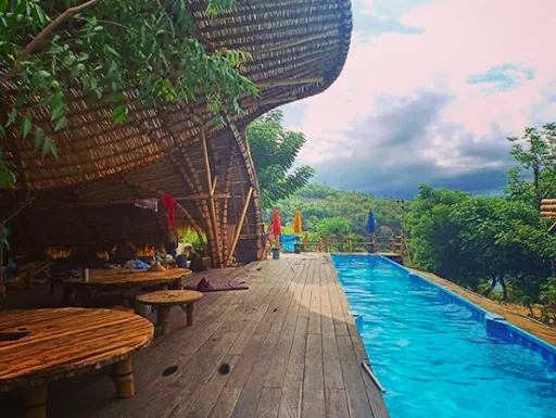 Deep Flow Training and Spa@Blue Earth Village 3