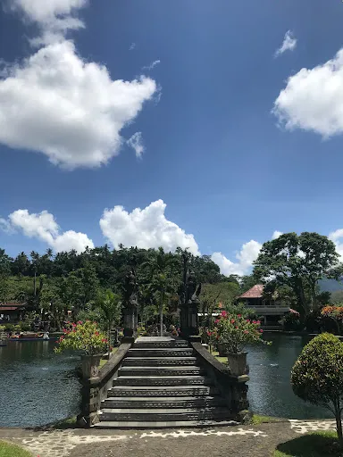 Tugu Garuda Pancasila 2