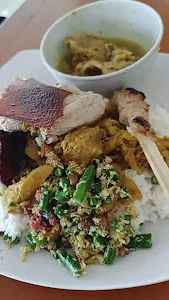 Babi Guling Gusti Ayu 3