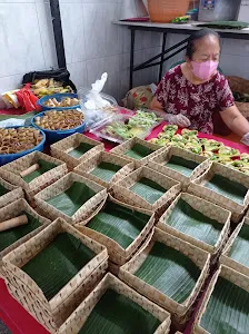 Petani's Warung and Catering 4
