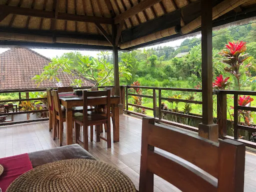 Dewata Agung Restaurant TirtaGangga 1