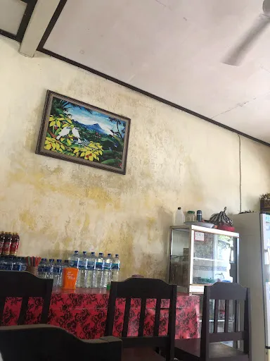 Warung Makan Babi Guling Bu Kerti ll 2