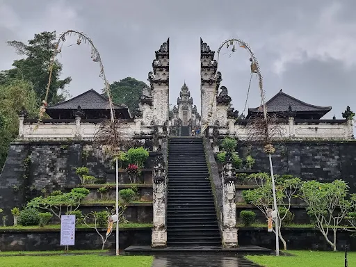 Penataran Agung Lempuyang Temple 3